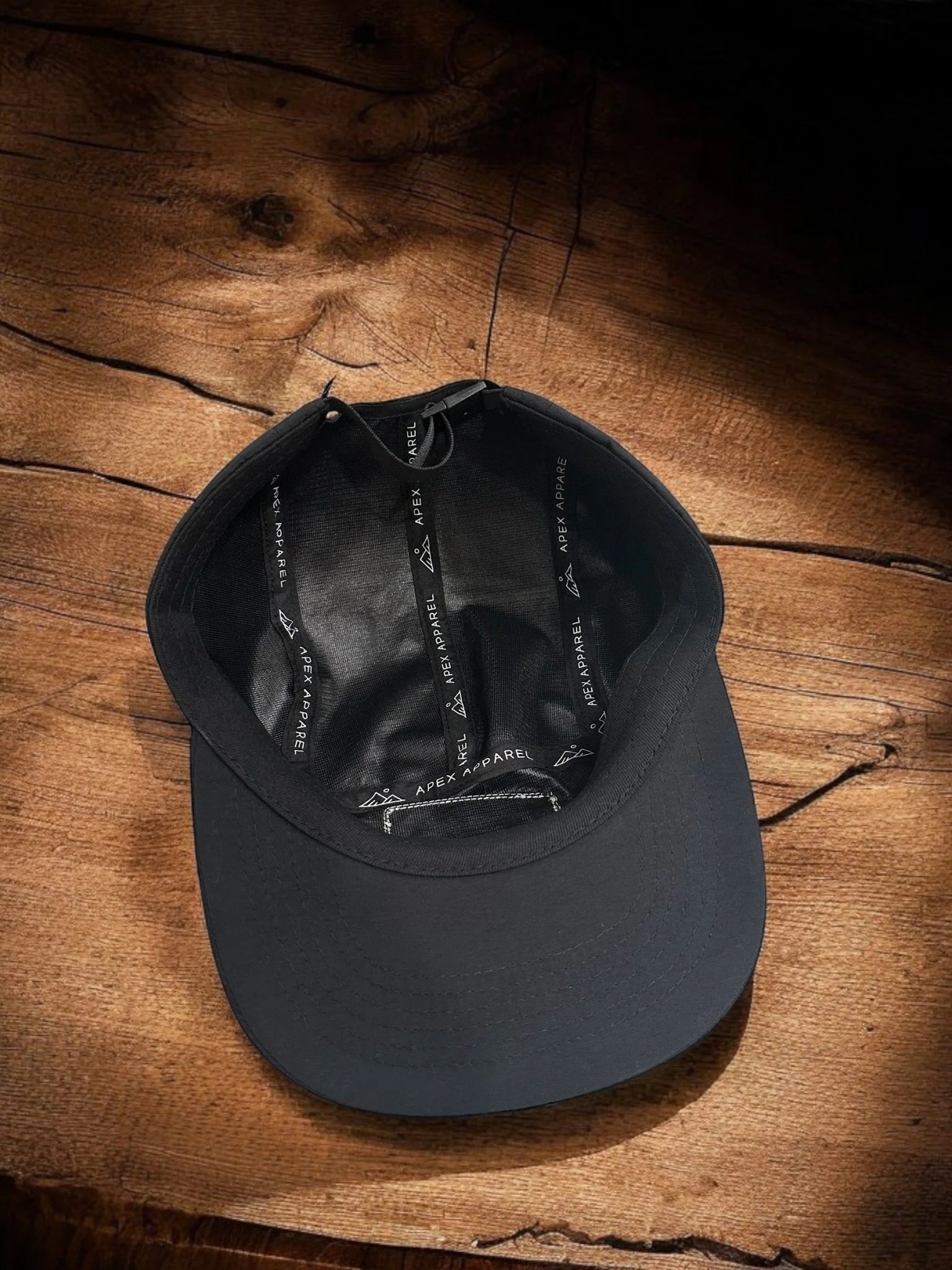 Black 5 Panel Camp Hat - Image 4