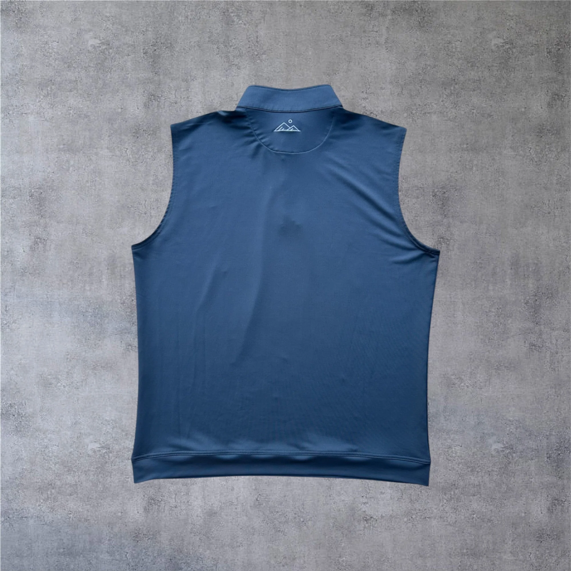 Lumen Vest | Graphite | Apex Apparel - Image 4